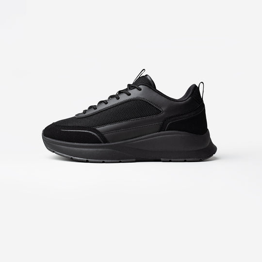 Men's Black Premium Tech Runner Closure London Front View