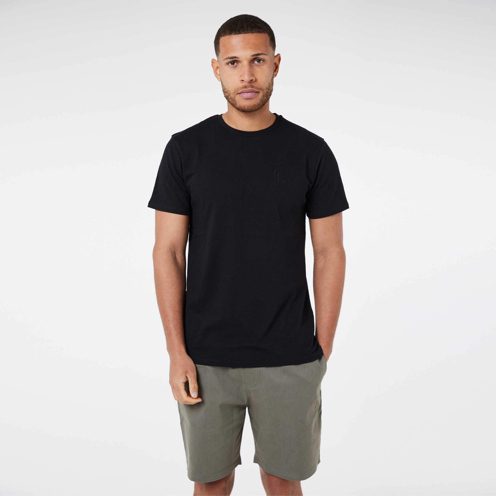 Black t shirt khaki shorts outlet