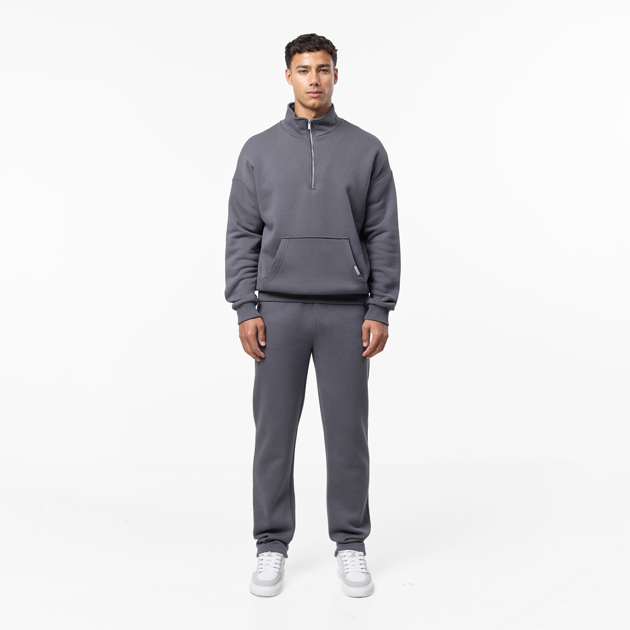 Relaxed Fit 1/4 Zip Fleece | Graphite – Closure London