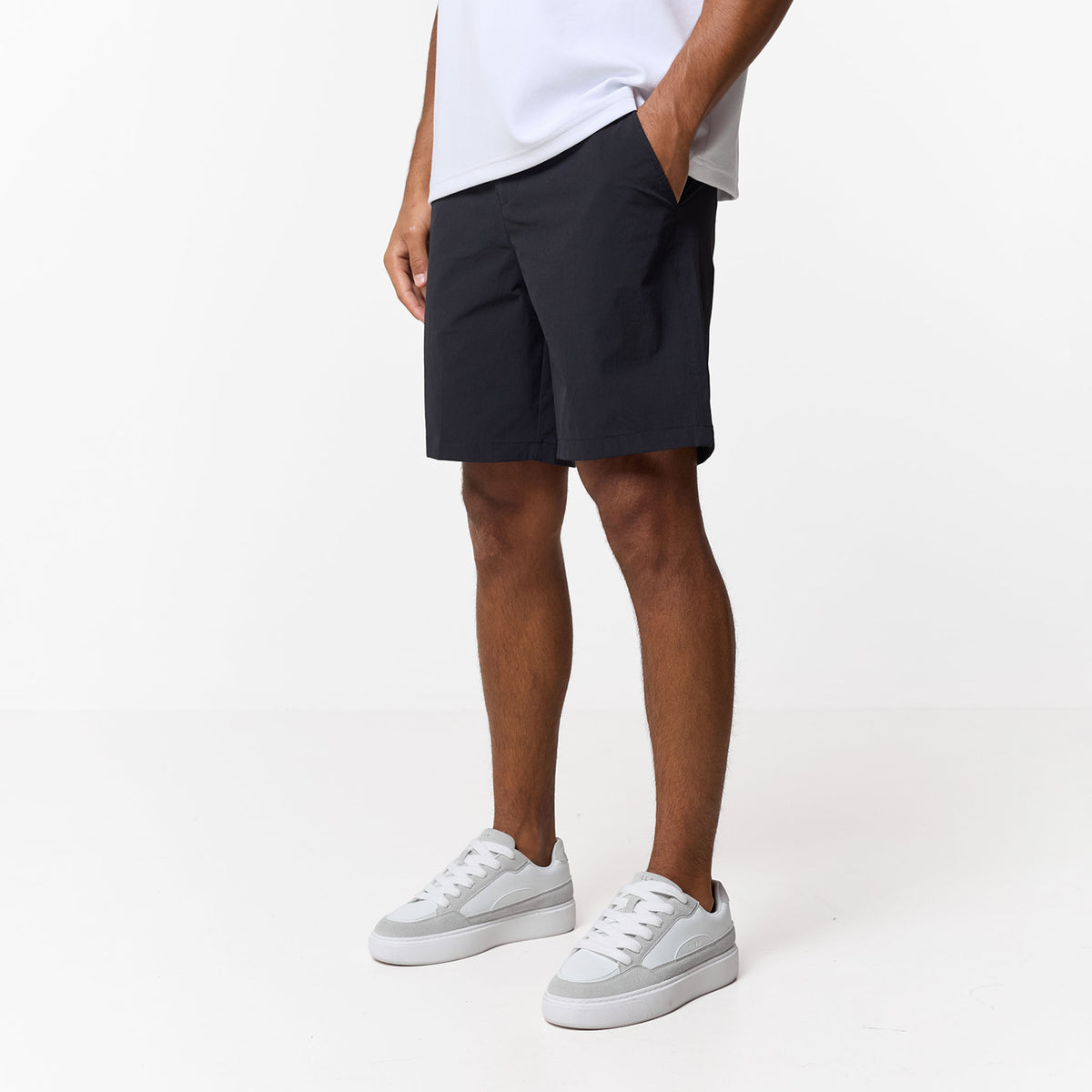Smart Tech Chino Short | Black – Closure London