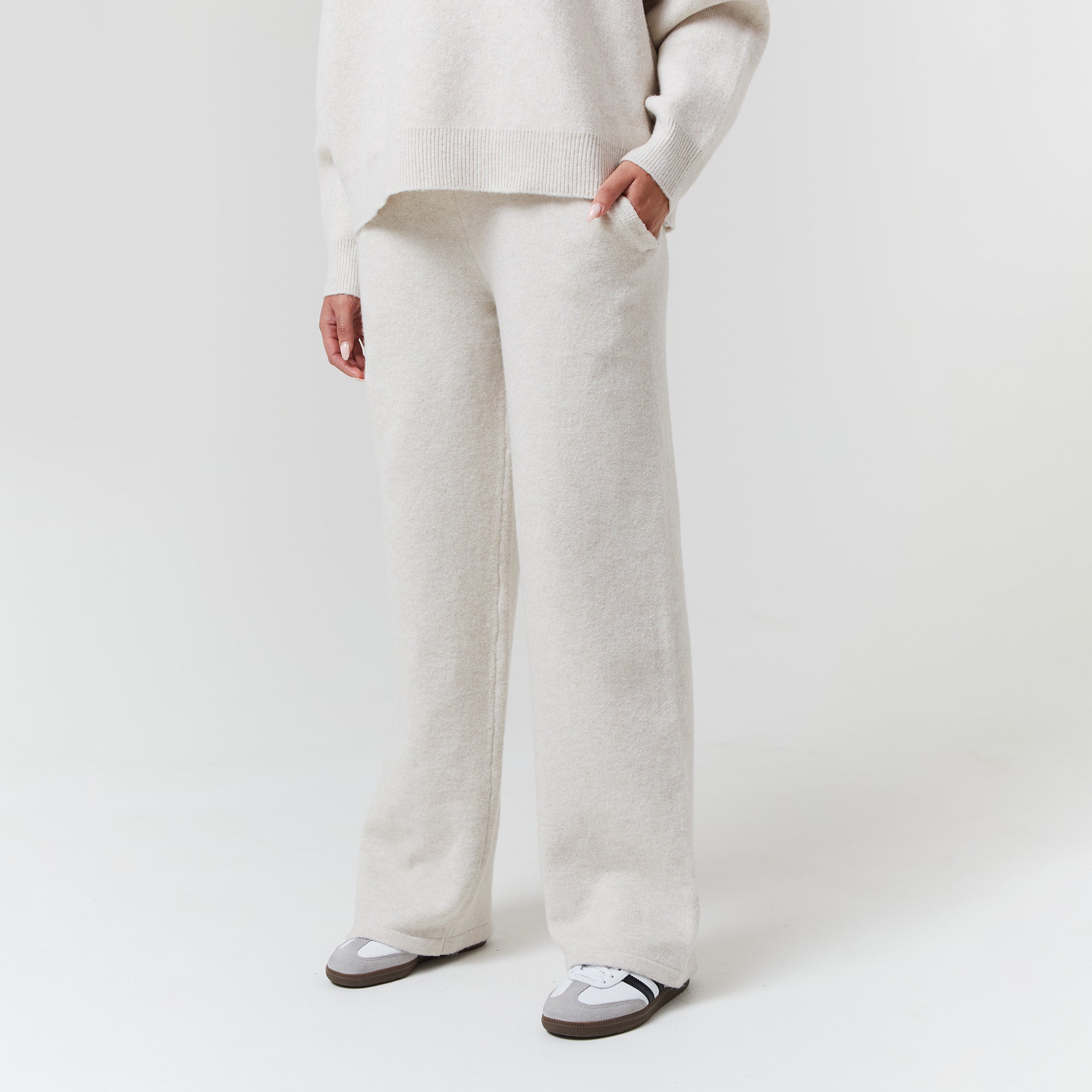 Knit Open Hem Jogger Oatmeal